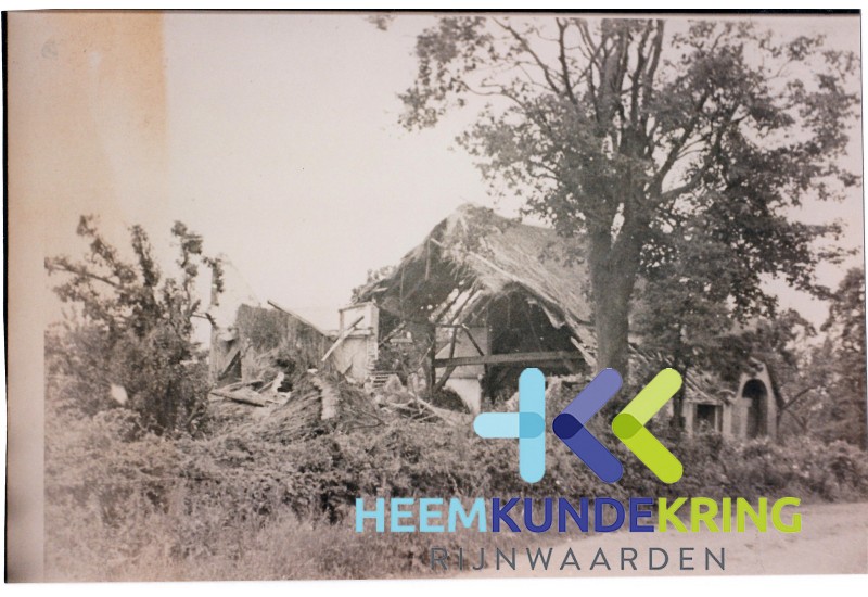 Pannerden 1945 Rijnstraat Boerderij Piet Groenen Coll.J.van Ingen (2)